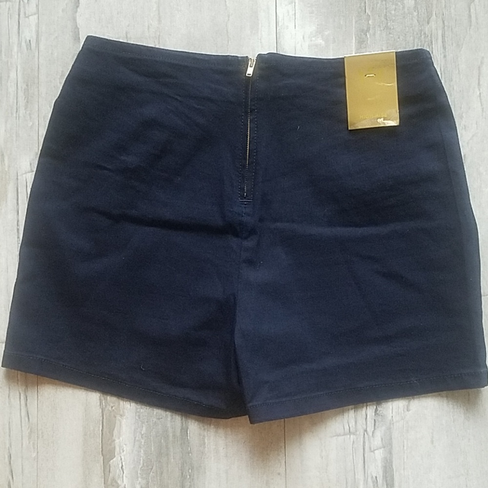 High Rise Shorts - Picture 7 of 8